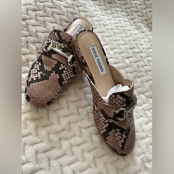 *NEW* Steve Madden | Mules | Kori Blush Snakeskin Size: 6.5 - Picture 6 of 7
